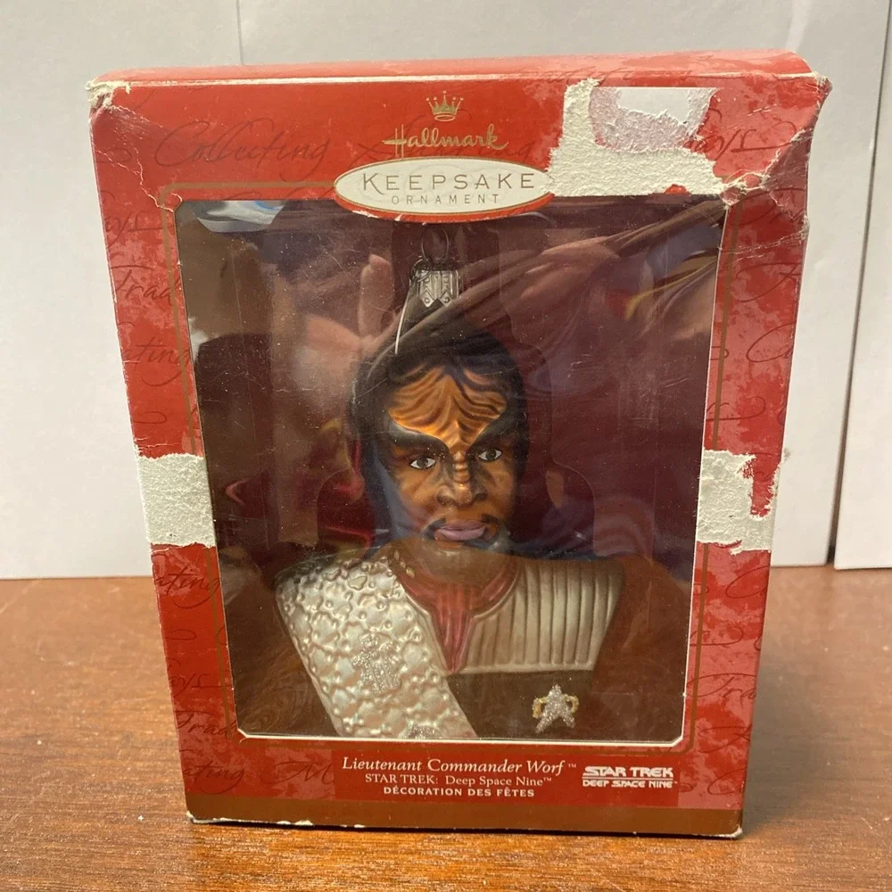 Hallmark Keepsake STAR‎ TREK Lieutenant Commander Worf Ornament 2000